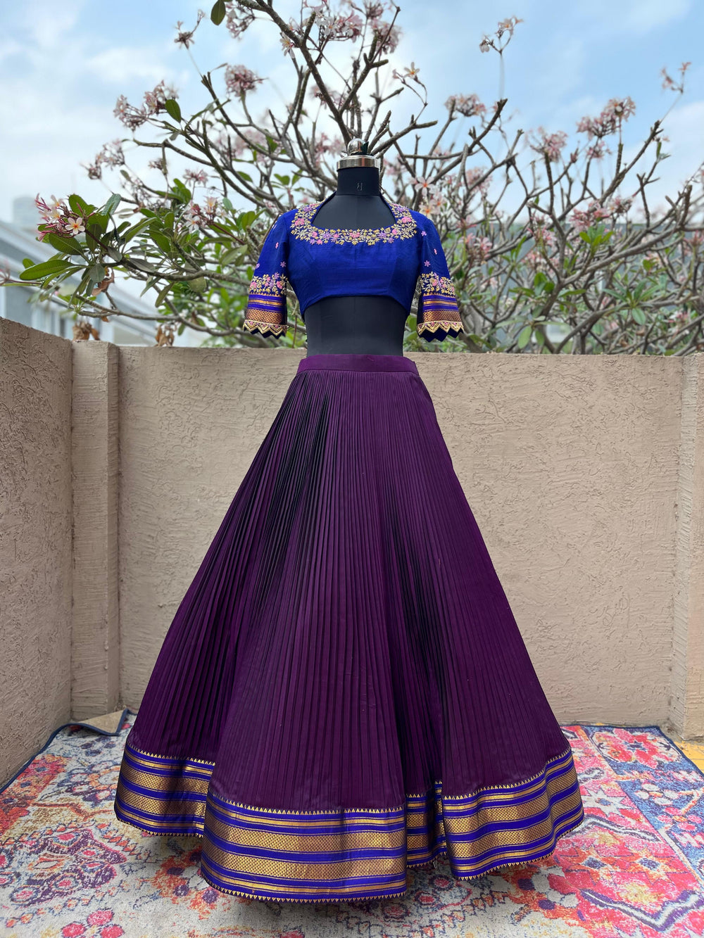 Stunning Blue & Purple Narayanpet Handloom Lehenga for Women - Shop Ethnic Wear at MyRiti