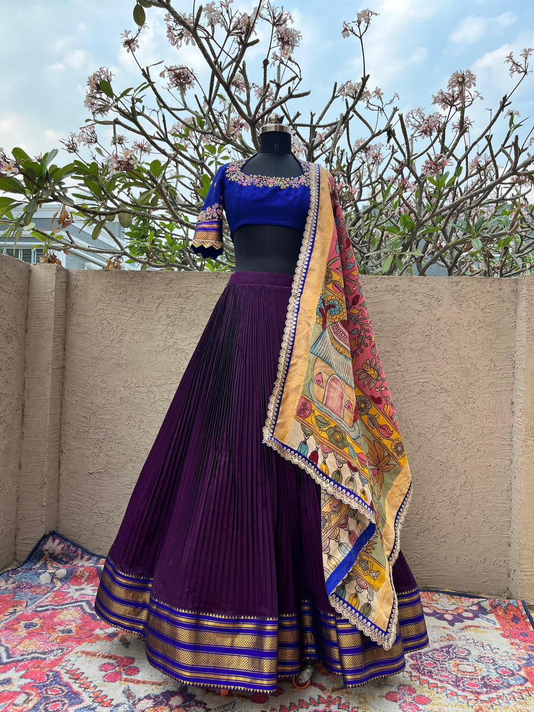Stunning Blue & Purple Narayanpet Handloom Lehenga for Women - Shop Ethnic Wear at MyRiti