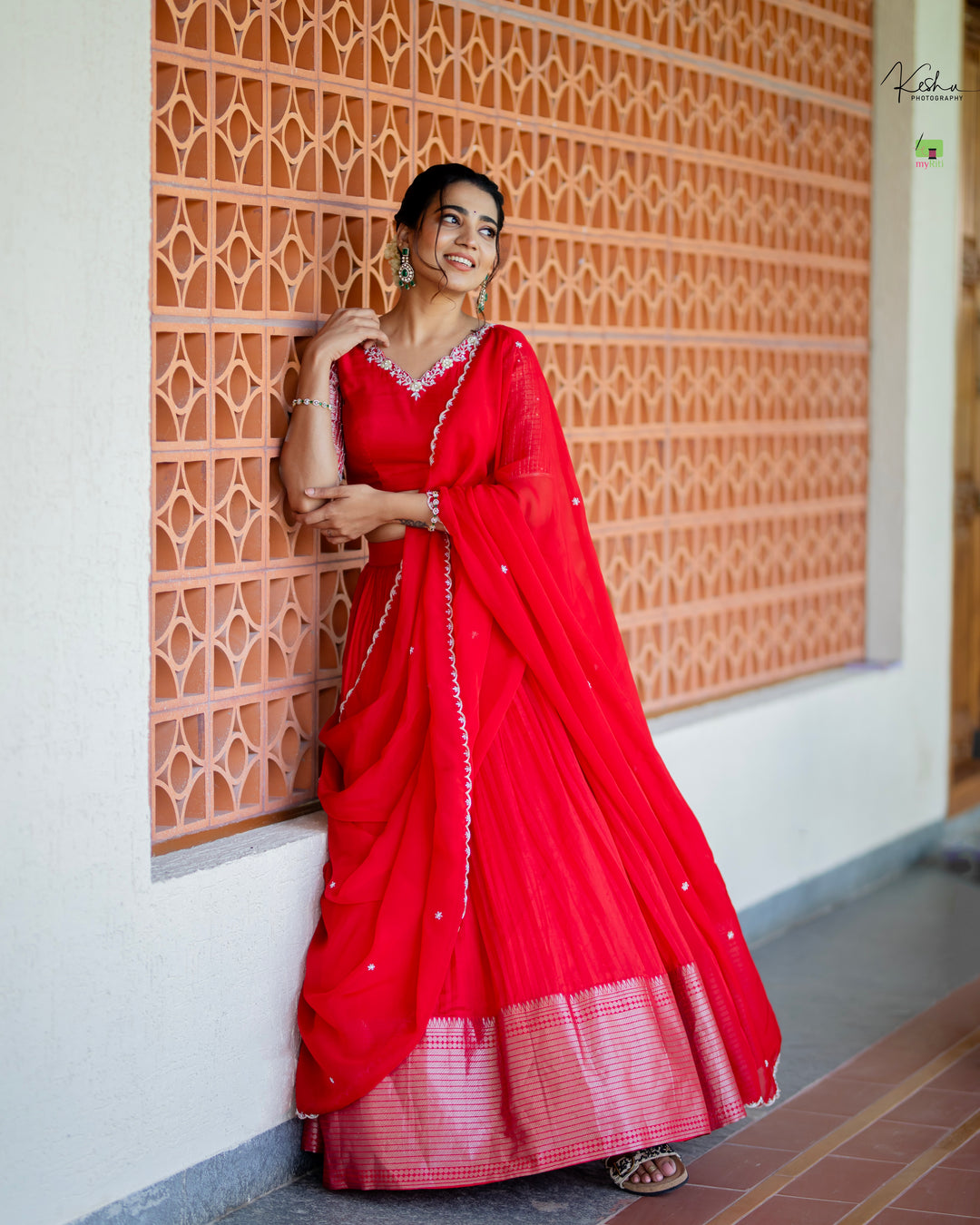 Red Mangalgiri Lehenga