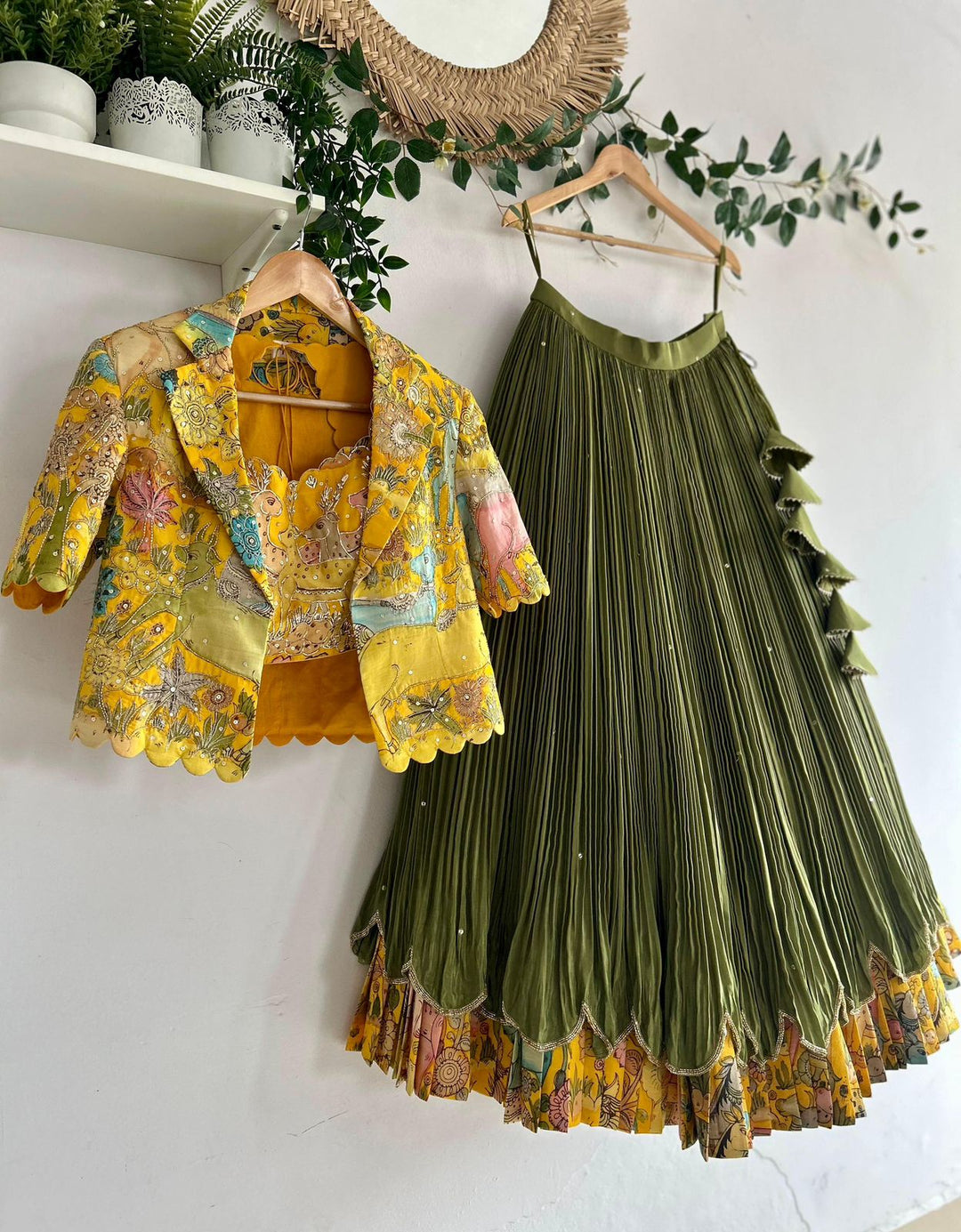 Mehndi Green Natural Crape Silk Lehenga