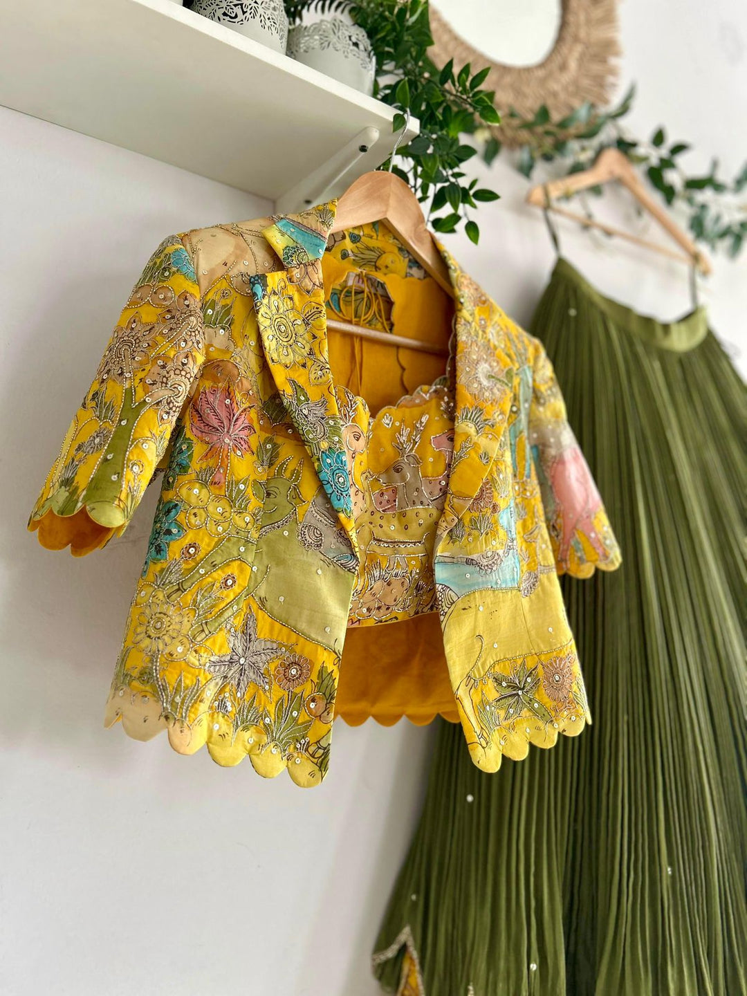 Mehndi Green Natural Crape Silk Lehenga
