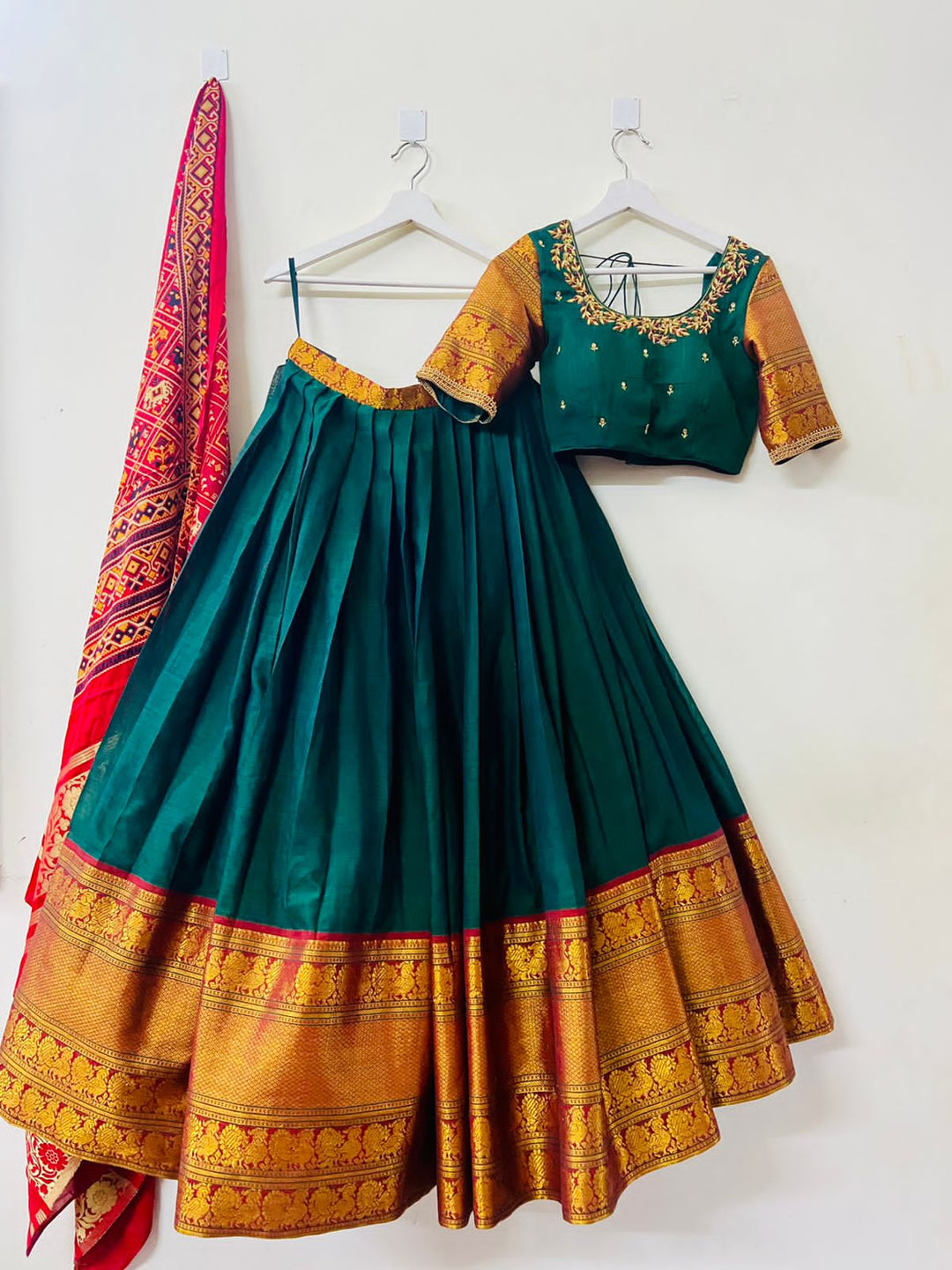 Green Narayanpet Lehenga
