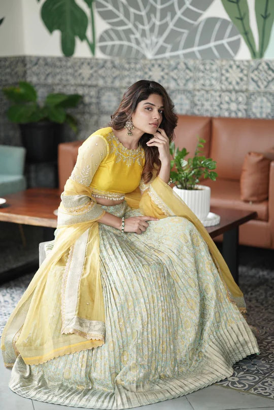Bandani Lehengas: Inspired by Sabyasachi's Designs