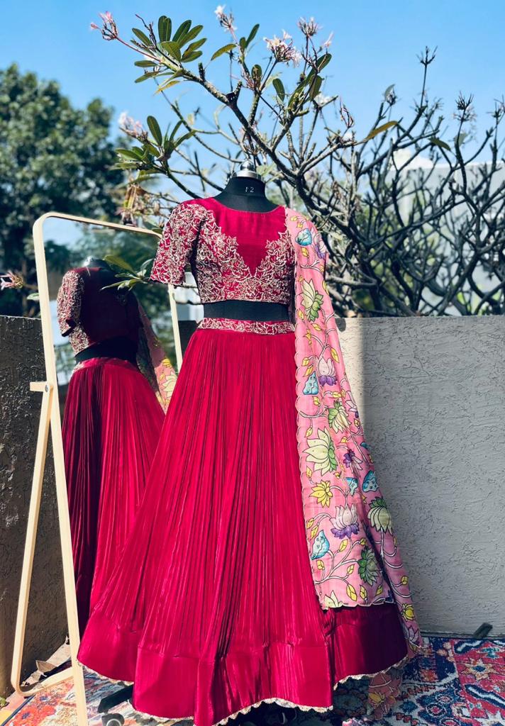 Magetha Lehenga in Natural Crape Paired with a Traditional Kalamkari Dupatta