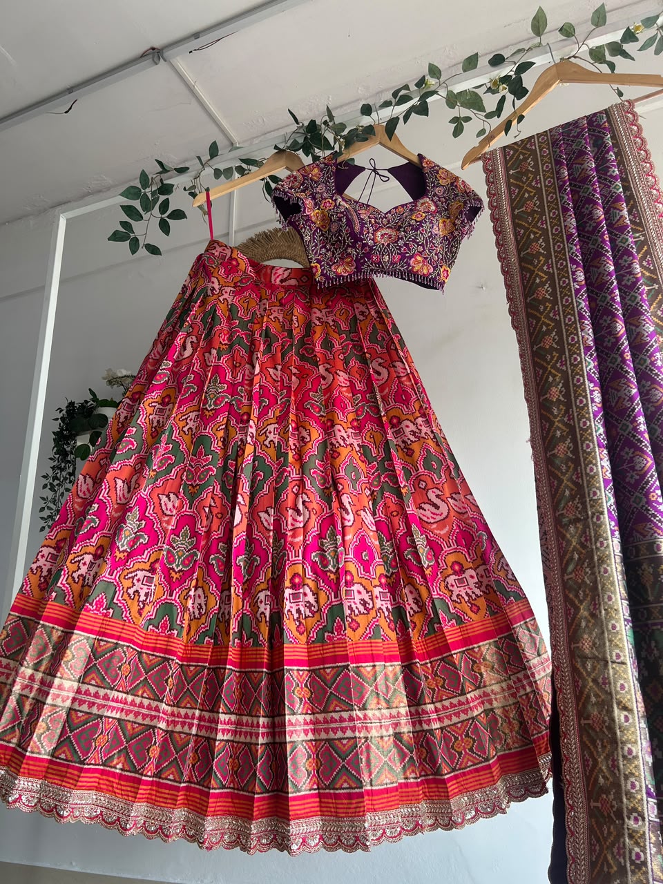 The Gulabi Patola Lehenga