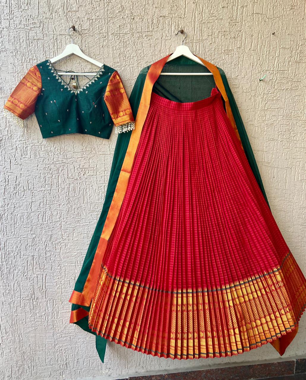 Green & Red Handloom Half Saree