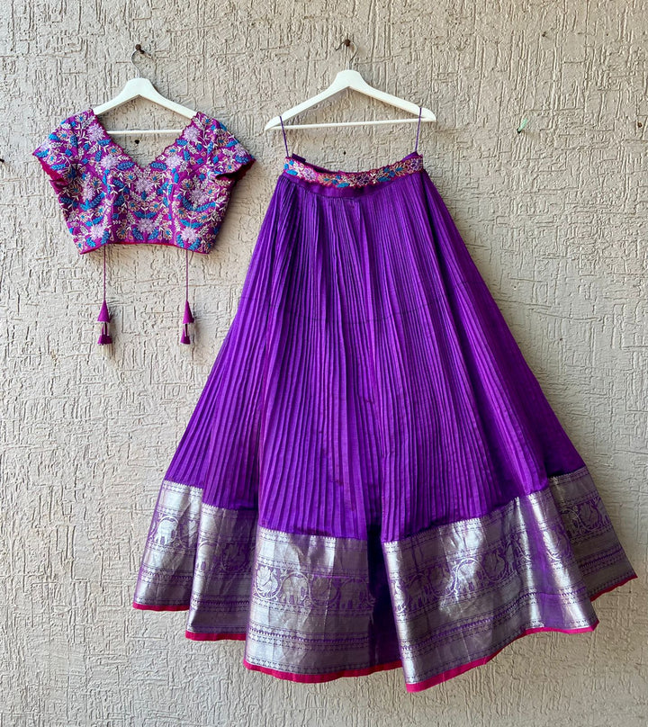 Lavendar Mangalgiri Silk Lehenga