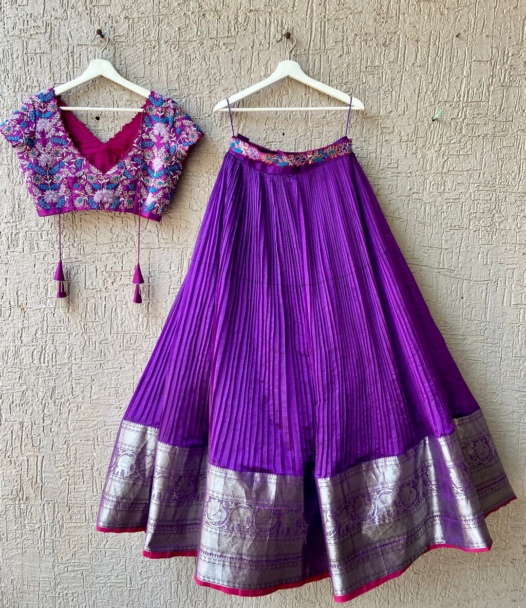 Lavendar Mangalgiri Silk Lehenga